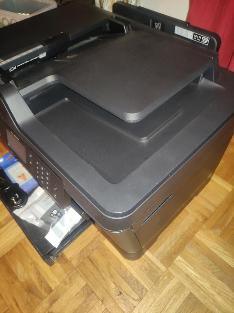 Brother professionele all-in-one printer, Ophalen