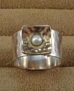 BAGUE EN ARGENT - PERLE, Bijoux, Sacs & Beauté, Enlèvement ou Envoi, Argent, Argent