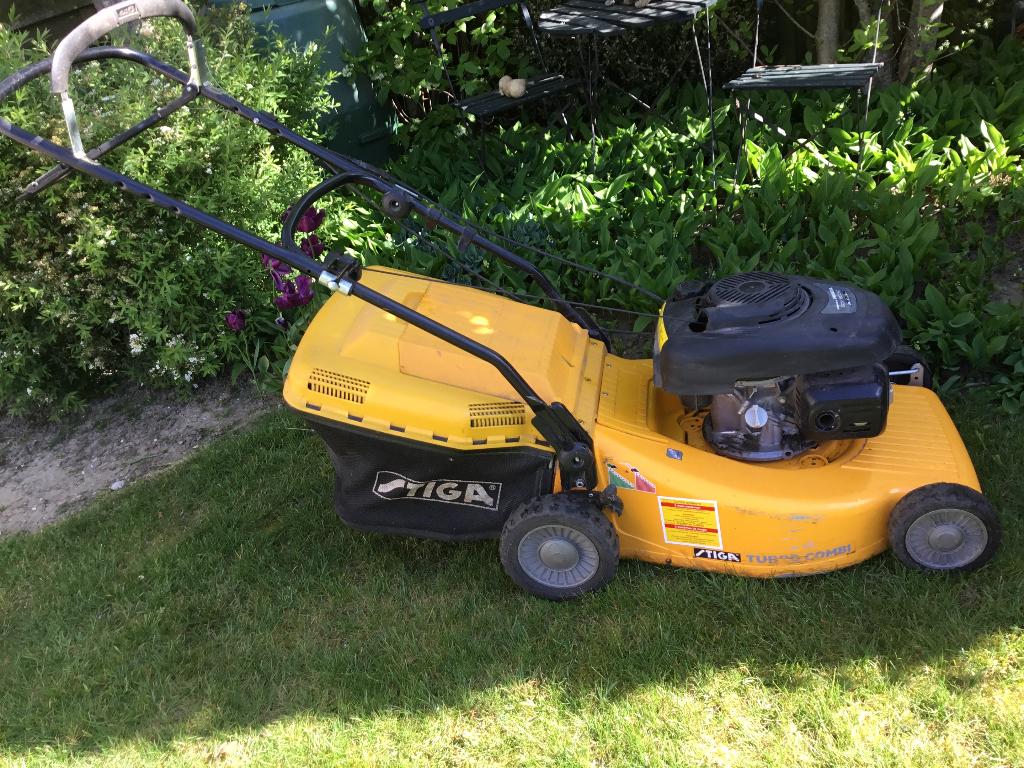 Stiga grasmaaier zelftrekker, Tuin en Terras, Ophalen