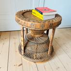 Table d'appoint vintage en rotin - style fauteuil Emanuelle, Maison & Meubles, Enlèvement ou Envoi, Moins de 55 cm, Utilisé, X