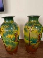 Vases vintage en verre peints à la main - lot de 2 - 28 cm, Antiquités & Art, Enlèvement