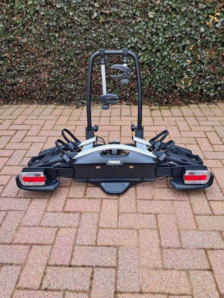 Thule velocompact 925 voor alle fietsen., Autos : Divers, Porte-vélos, Comme neuf, Support d'attelage, 2 vélos, Pneus larges, Vélo électrique