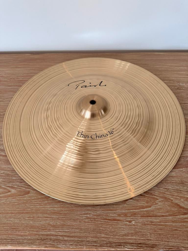 Paiste Signature 16” Thin China –professionele effect cymbal, Ophalen, Gebruikt
