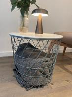 Bijzettafel (Ikea – Kvistbro), Maison & Meubles, Accessoires pour la Maison | Plataux & Paniers, Rond, Comme neuf, Synthétique