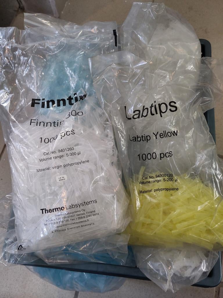 Grote gemengde partij pipettips voor labo/school/hobby/STEM, Ophalen of Verzenden, Zo goed als nieuw