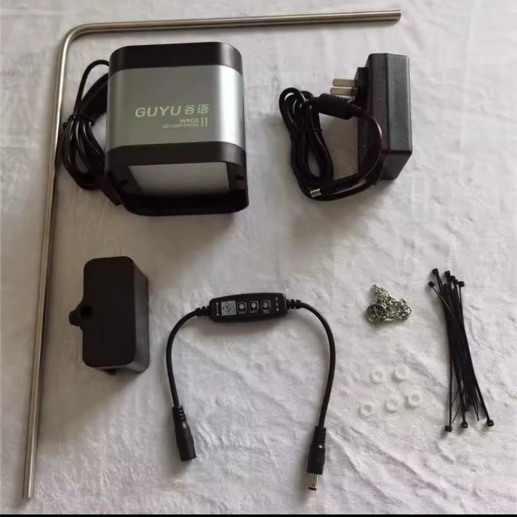 Lampe LED WRGB pour aquarium 25W - Nouveau -

Spectre comple, Neuf, Enlèvement ou Envoi, Éclairage ou Chauffage, Télécommande incluse