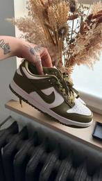 Nike dunk low khaki, Vêtements | Femmes, Chaussures, Enlèvement ou Envoi, Comme neuf