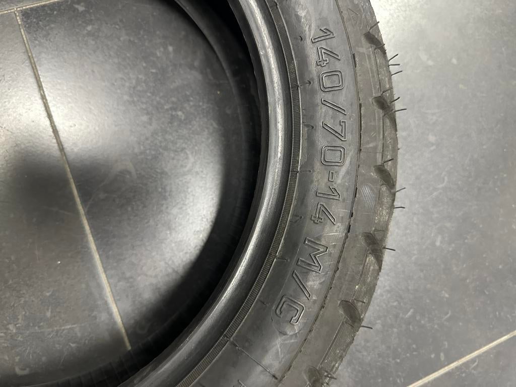 Pneu scooter 140 70 14, Enlèvement