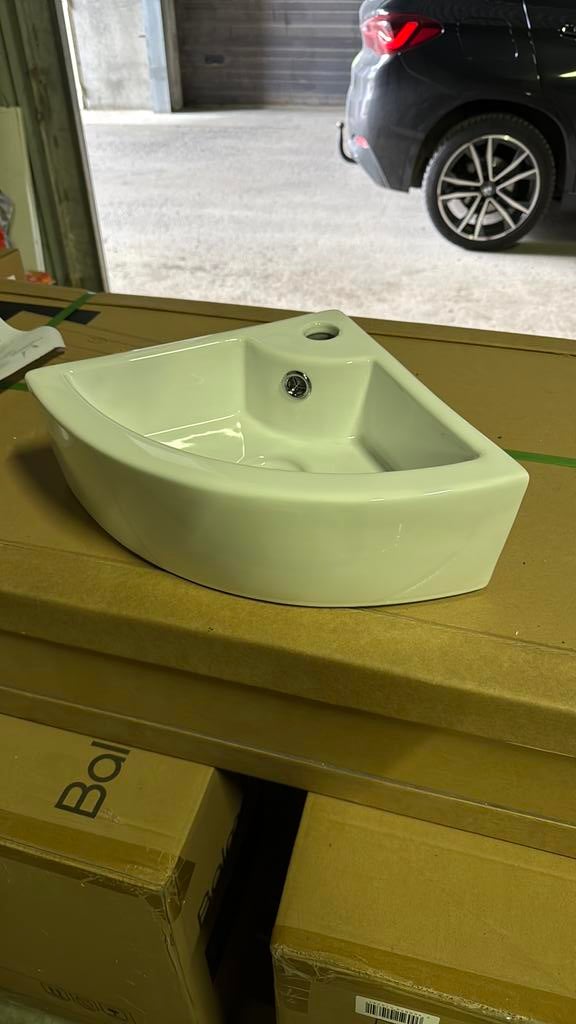 Evier de wc de coin neuf, Enlèvement, Neuf, Blanc, Autres types