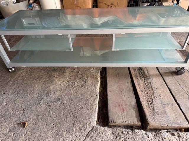 Meuble TV verre fumé moderne, Maison & Meubles, Armoires | Mobilier de télévision, Comme neuf, Moins de 100 cm, 100 à 150 cm, 25 à 50 cm