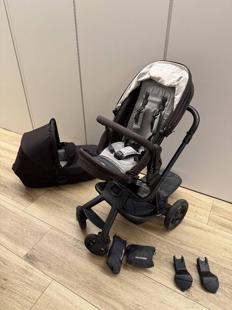Handige buggy Easywalker met draagmand en meerijdplankje, Kinderen en Baby's, Buggy's, Gebruikt, Overige merken, Regenhoes, Zonnekap