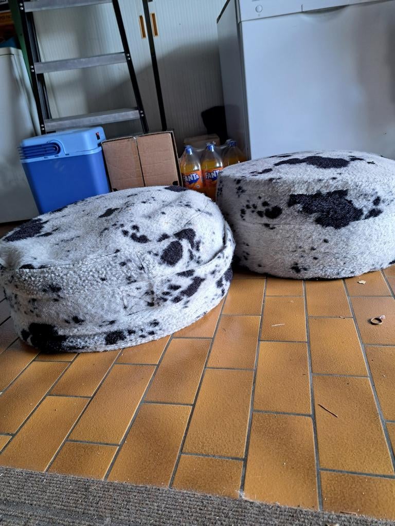 Voetbanken of poefs, Ophalen, Gebruikt, Rond