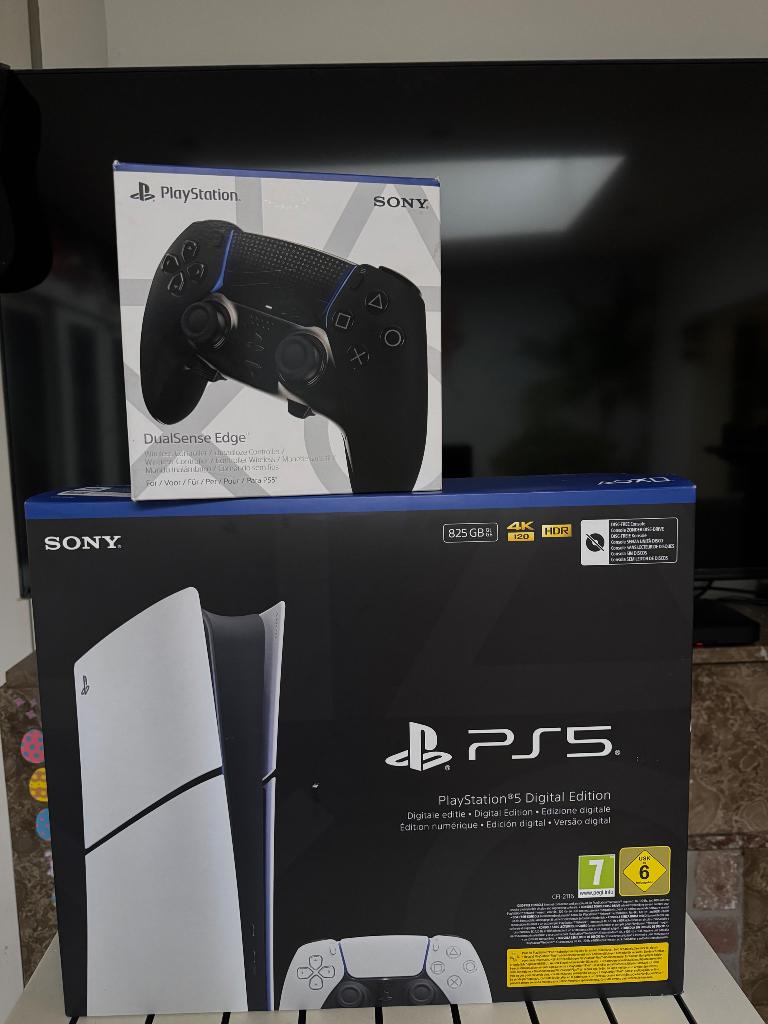 Ps5 Digital avec manette PS5 controller EDGE, Enlèvement, Comme neuf, Playstation 5 Digital