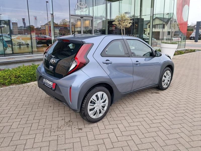 Toyota Aygo X play, 72 pk, Bedrijf, Handgeschakeld, 5 deurs
