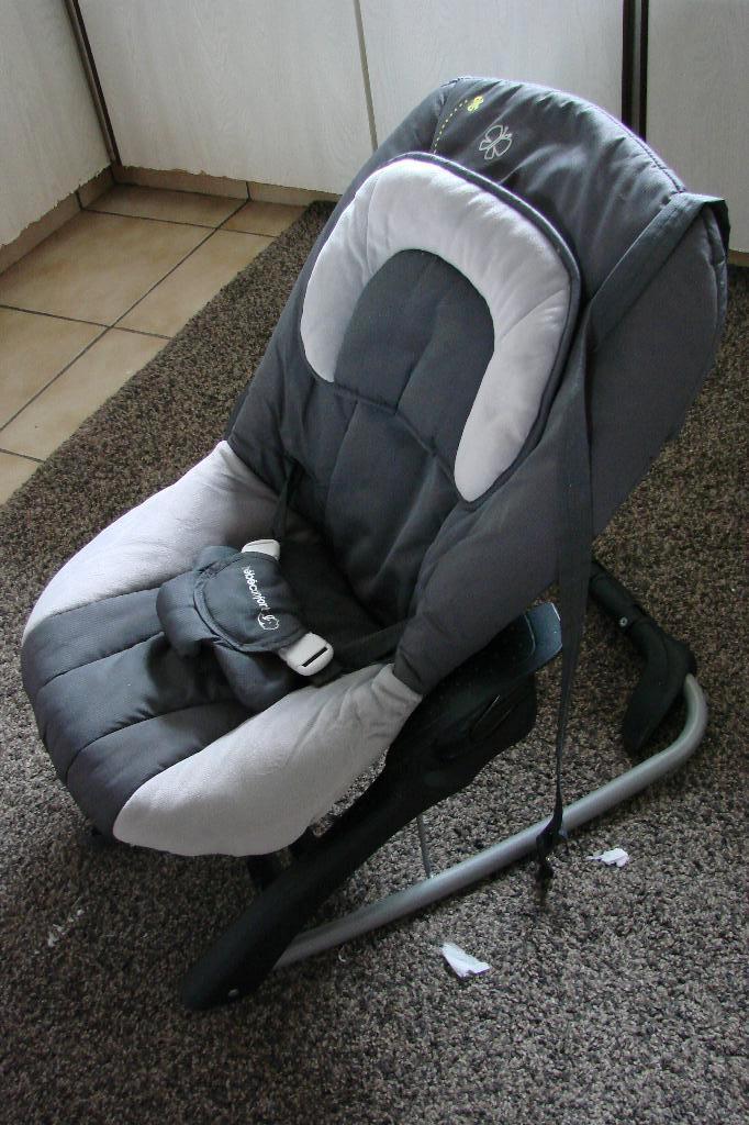 baby relaxzeteltje: verstelbaar bebecomfort, Enfants & Bébés, Autres marques, Comme neuf, Enlèvement, Avec ceinture(s)