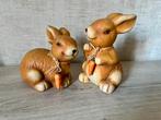 Lot de 2 lapins décoratifs avec carotte - Déco Pâques, Divers, Pâques, Enlèvement, Comme neuf