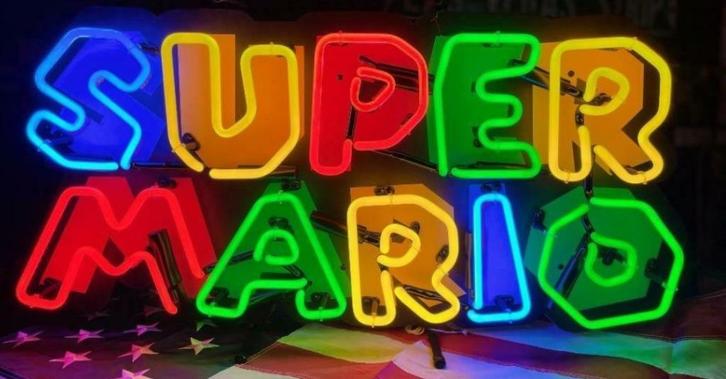 Super mario neon licht reclame gameroom mancave decoratie, Verzamelen, Merken en Reclamevoorwerpen, Zo goed als nieuw, Lichtbak of (neon) lamp