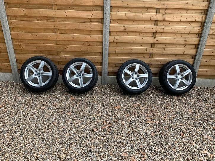 Mercedes Velgen + winterbanden 18’’, Autos : Pièces & Accessoires, Pneus & Jantes, Pneus et Jantes, Pneus hiver, 18 pouces, 255 mm