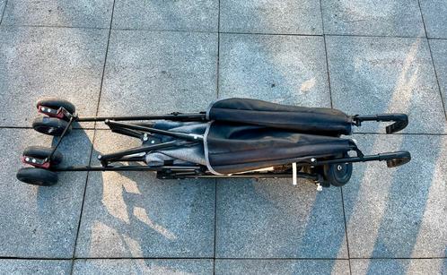 Lichtgewicht buggy, Kinderen en Baby's, Buggy's, Zo goed als nieuw, Zonnekap, Ophalen