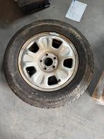 Jante + pneu Duster, Enlèvement, Comme neuf