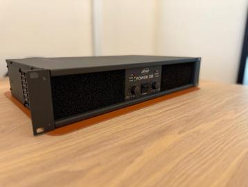 Audio versterker Jedia power 300 beschikbaar voor biedingen