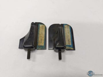 NOS set bumpersteunen achterzijde Mercedes-Benz W114 W115