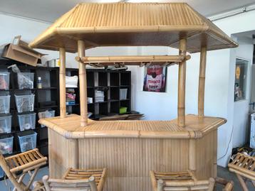 bamboo bar + stoelen  beschikbaar voor biedingen