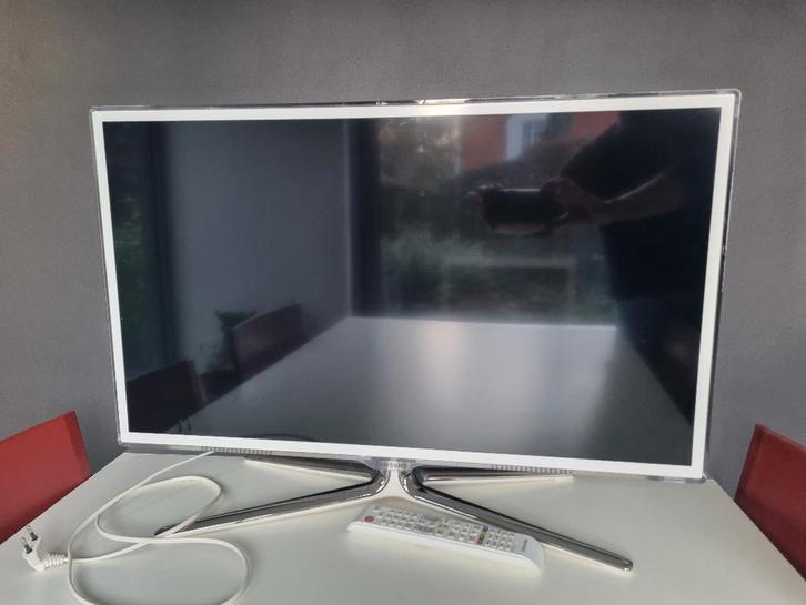 Téléviseur intelligent Samsung 32 pouces, TV, Hi-fi & Vidéo, Télévisions, Utilisé, Moins de 40 cm, Full HD (1080p), Samsung, 50 Hz