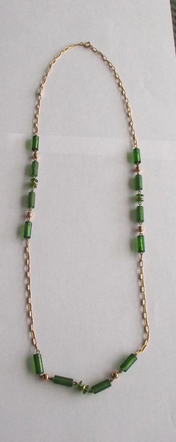 Fijne halsketting met groene decoratie - L= 40 cm beschikbaar voor biedingen