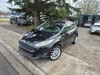 Ford Fiesta 1.0i Ecoboost 1st eig Zeer propere staat!, Auto's, Voorwielaandrijving, Stof, Parkeersensor, Zwart