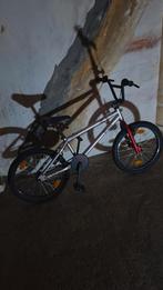 Bmx btwin xup, Fietsen en Brommers, Ophalen, Zo goed als nieuw