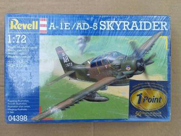 A-1E/AD-5 Skyraider, Revell 04398 beschikbaar voor biedingen