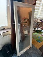 Miroir ikea, Enlèvement