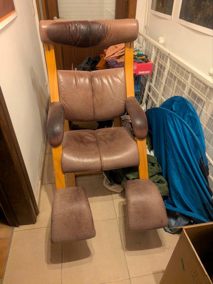 Stokke / Varier Gravity (hout en leer), Huis en Inrichting, Stoelen, Eén, Leer, Bruin, Ophalen