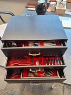 MENAGERE, Enlèvement