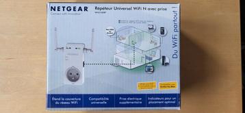 NETGEAR répétiteur WiFi N avec prise beschikbaar voor biedingen