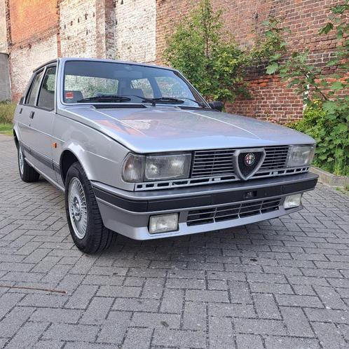 oldtimer, Auto's, Oldtimers, Particulier, Centrale vergrendeling, Elektrische ramen, Metaalkleur, Mistlampen, Alfa Romeo, Benzine