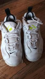 Nike Ari maat  37.5, Ophalen of Verzenden, Zo goed als nieuw