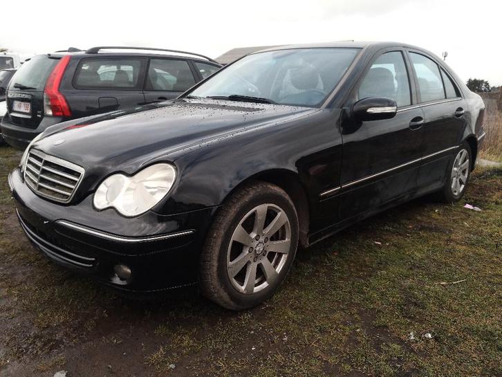 MB-C180i. 2007. 140000km. Euro-4. En très bon état générale., Autos, Mercedes-Benz, Particulier, Classe C, ABS, Phares directionnels