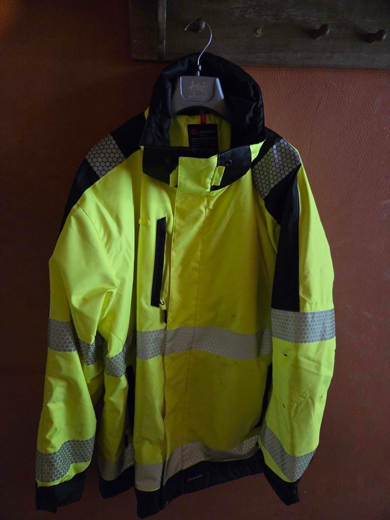 Veiligheidsjas, Ophalen