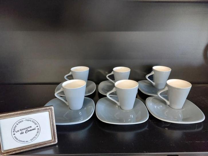 5€/tasse + sous-tasse * Expresso/moka Royal Boch Expo 58 *, Antiquités & Art, Antiquités | Services (vaisselle) pièces, Enlèvement ou Envoi