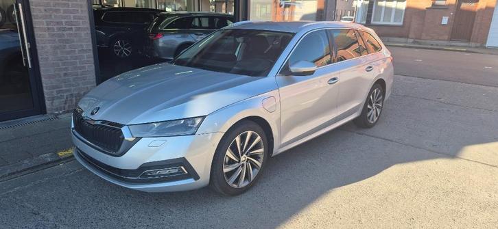Skoda Octavia PHEV, Auto's, Skoda, Bedrijf, Te koop, Octavia, ABS, Achteruitrijcamera, Adaptieve lichten, Adaptive Cruise Control