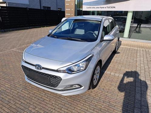 Hyundai i20 1.2B 03/2015, Auto's, Hyundai, Bedrijf, Te koop, i20, Benzine, Euro 6, Berline, 5 deurs, Handgeschakeld, Zilver of Grijs