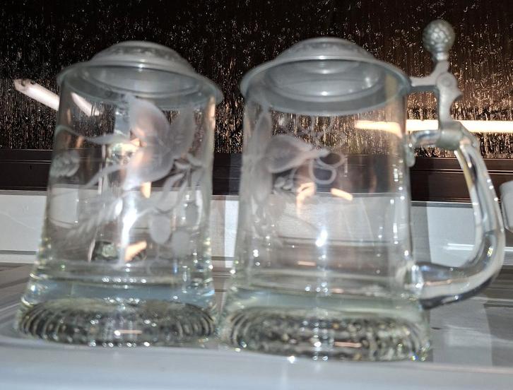 chopes à bière avec couvercle en étain, Antiquités & Art, Curiosités & Brocante, Enlèvement ou Envoi
