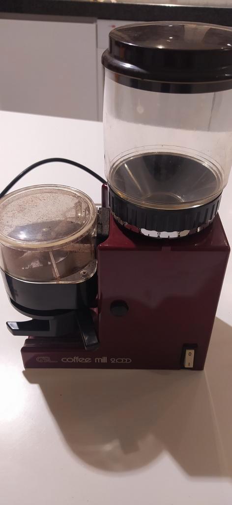 Professionele Italiaanse koffiemolen. GLS coffee mill 2.000, Electroménager, Accessoires de machine à café, Utilisé, Enlèvement