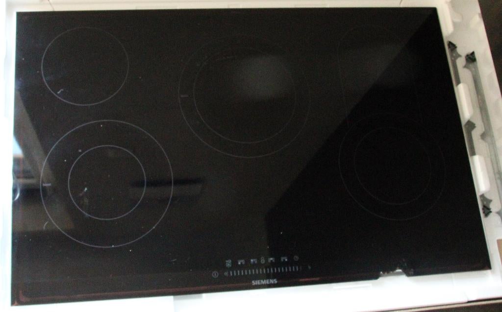 Taque électrique Siemens iQ300 80 cm fonctionne parfaitem., Electroménager, Tables de cuisson, Utilisé, 4 zones de cuisson, Enlèvement