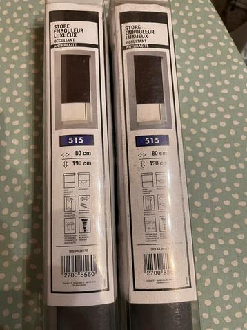 Rolgordijn beschikbaar voor biedingen