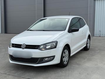 VW POLO 1.2 ÉDITION STYLE • GEKEURD • GARANTIE 1 JAAR beschikbaar voor biedingen