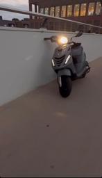 Zip a klasse met begrenzer, Ophalen, Piaggio, Nieuw, Benzine