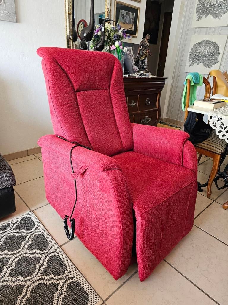 Fauteuil relax électrique neuf, Maison & Meubles, Canapés | Sofas & Chaises Longues, Enlèvement, Comme neuf